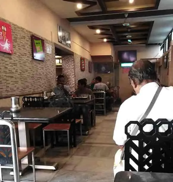 Gowri Parvathi Bhavan Veg Restaurant