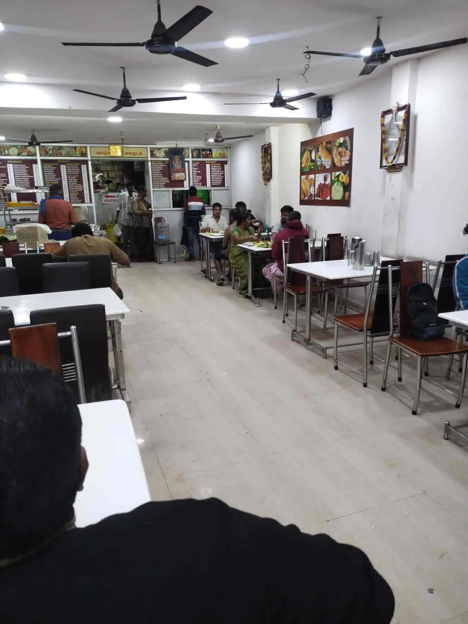 Hotel Sri Arya Bhavan