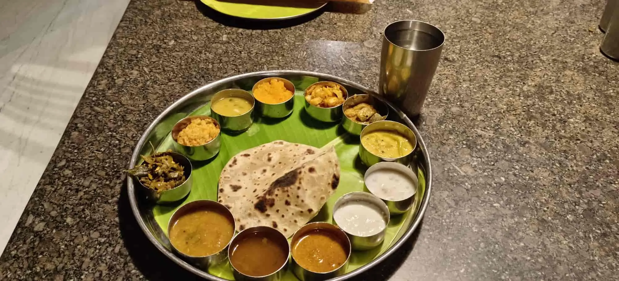 Hotel Vasantham Restaurant