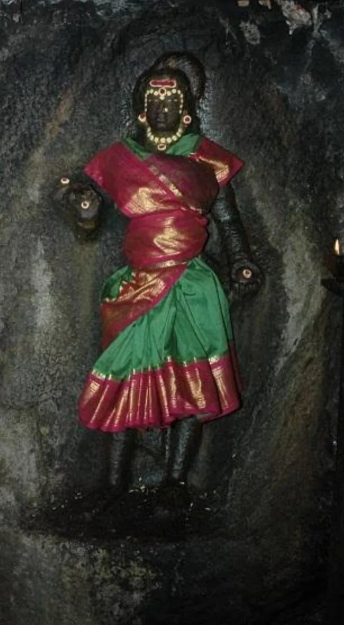 மூலவர் மூலவர்
