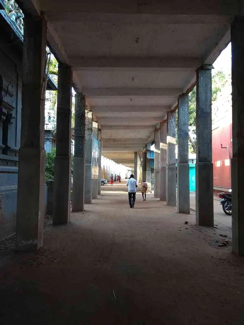 கோயில் நுழைவு வாயில் கோயில் ஆர்ச் நுழைவு வாயில்