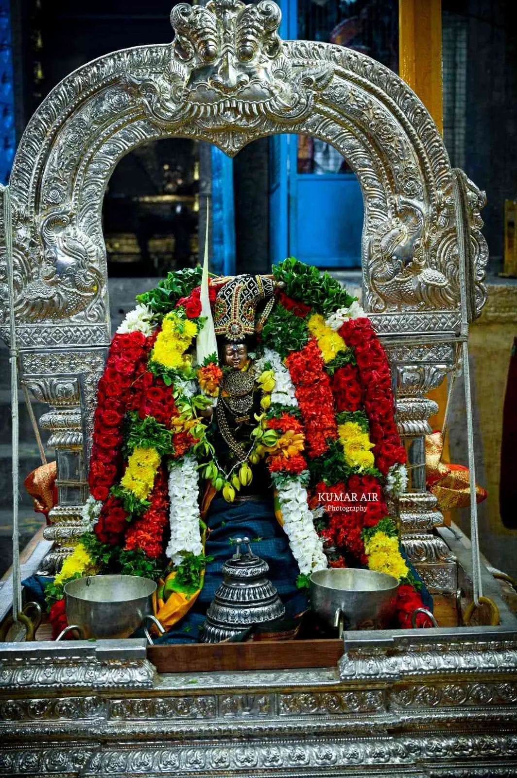 உற்சவர் உற்சவர்