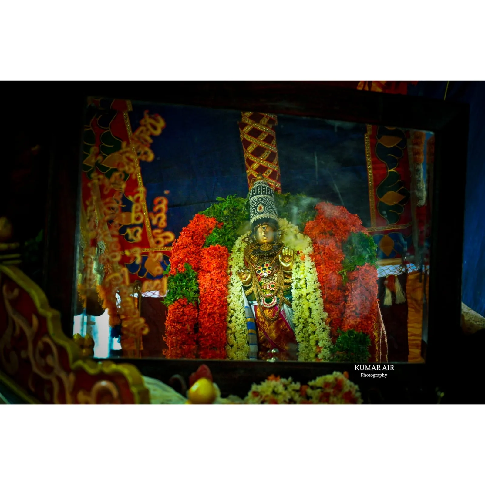 உற்சவர் உற்சவர்