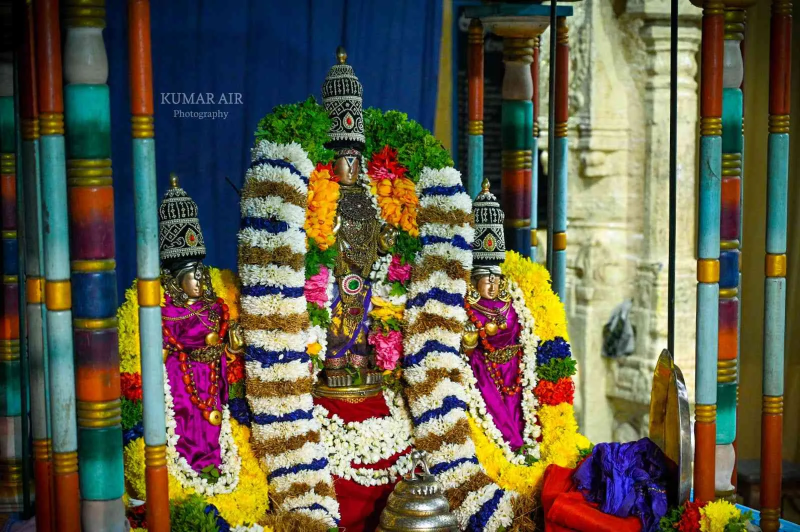 உற்சவர் உற்சவர்