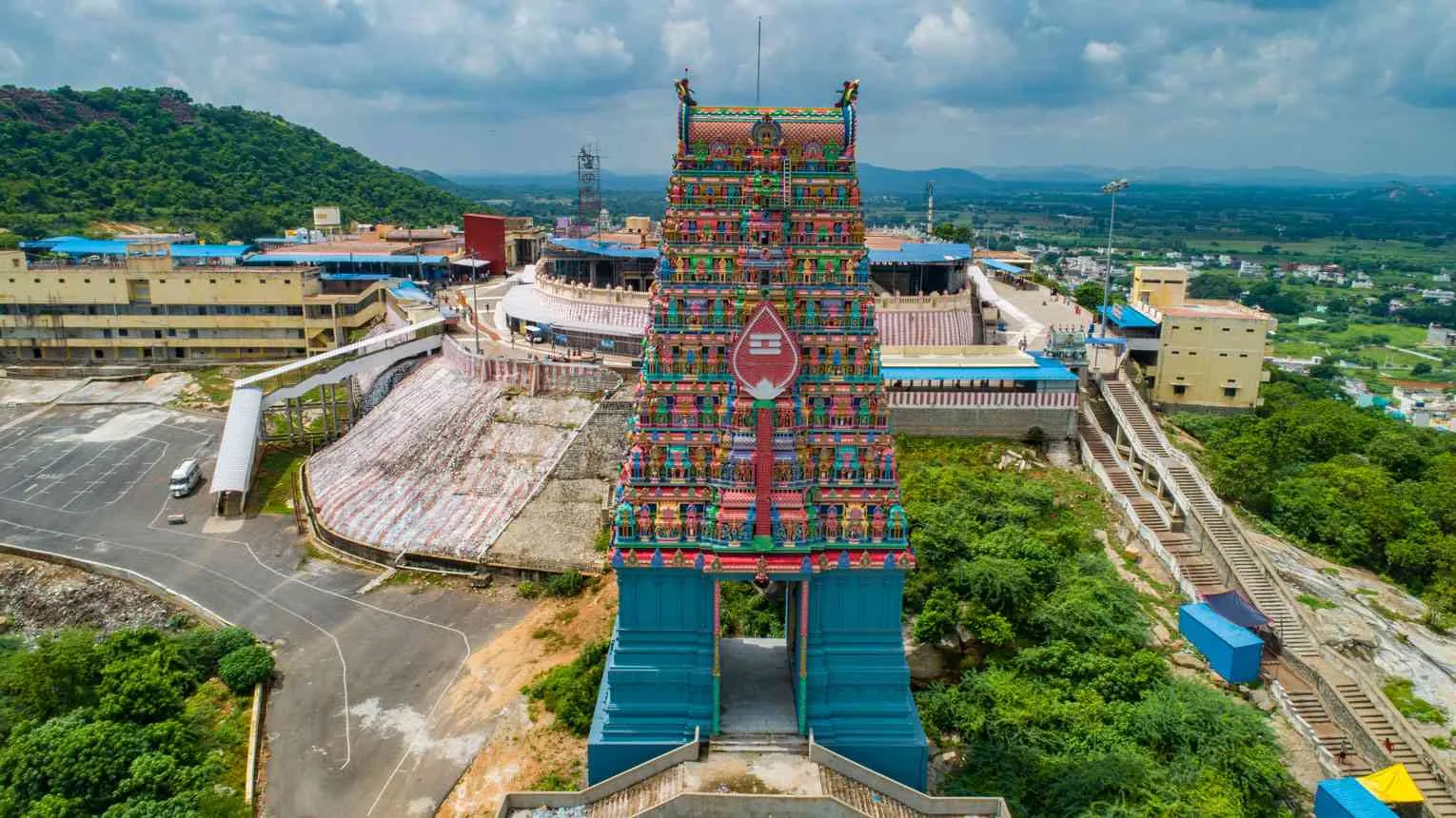 மலைக்கோயில் ராஜகோபுரம்