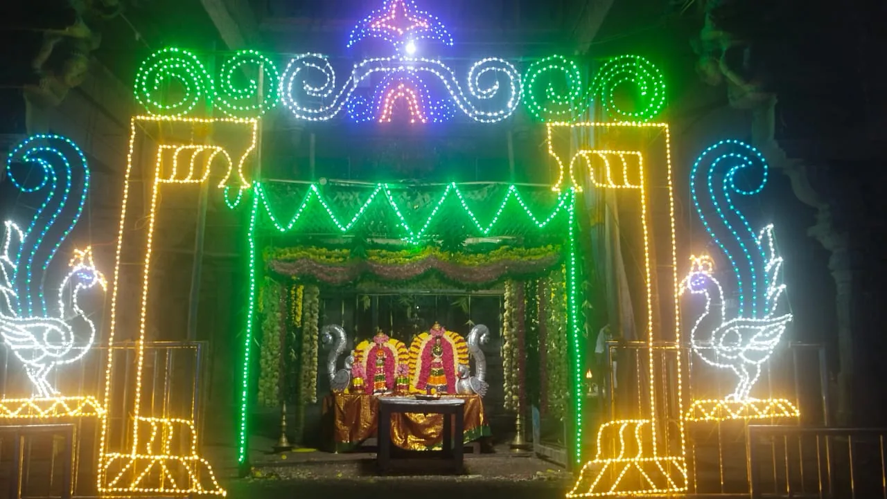 2 ம் நாள் நவராத்திரி உற்சவம் 2 ம் நாள் நவராத்திரி உற்சவம்