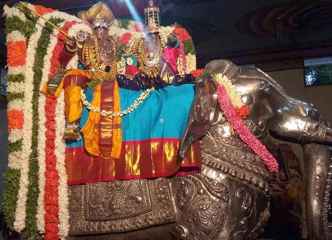 யானை வாகனம் யானை வாகனம்