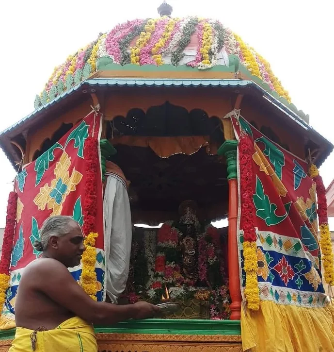 கோரதம் புரட்டாசி சிரவணம் கோரதம்
