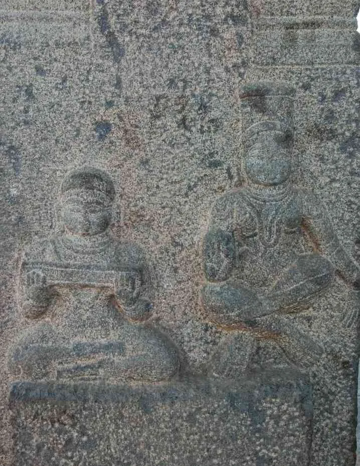 சிற்பம் -