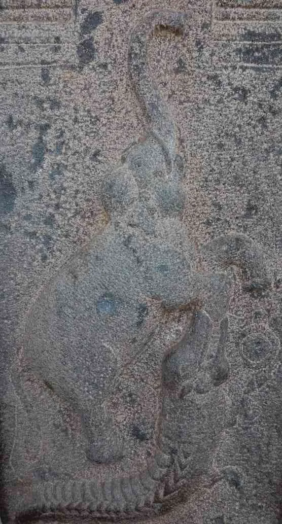 சிற்பம் -