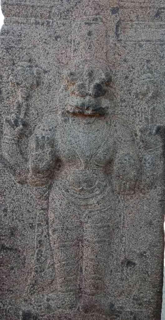 சிற்பம் -