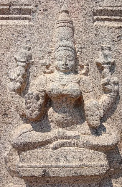 சிற்பம் -