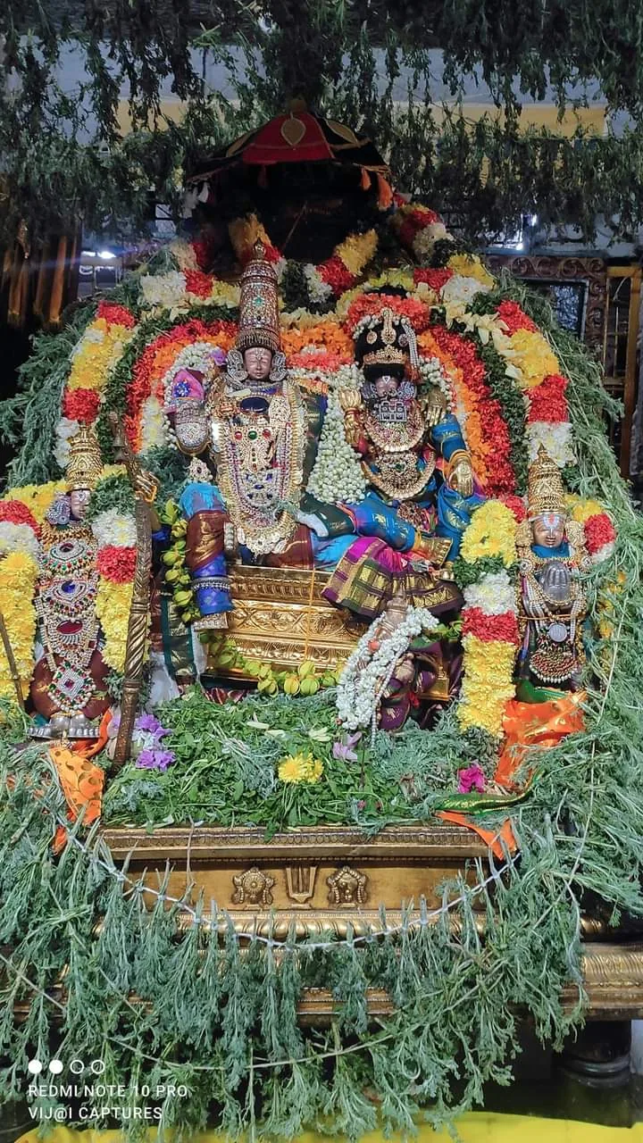 ஸ்ரீ பெருமாள் தவன உற்சவம் 3 வது நாள்   தவன உற்சவத்தில் ஸ்ரீ பெருமாள் ராமர் பட்டாபிஷேகம் திருக்கோலத்தில்  அருள்பாளிக்கிறார்.