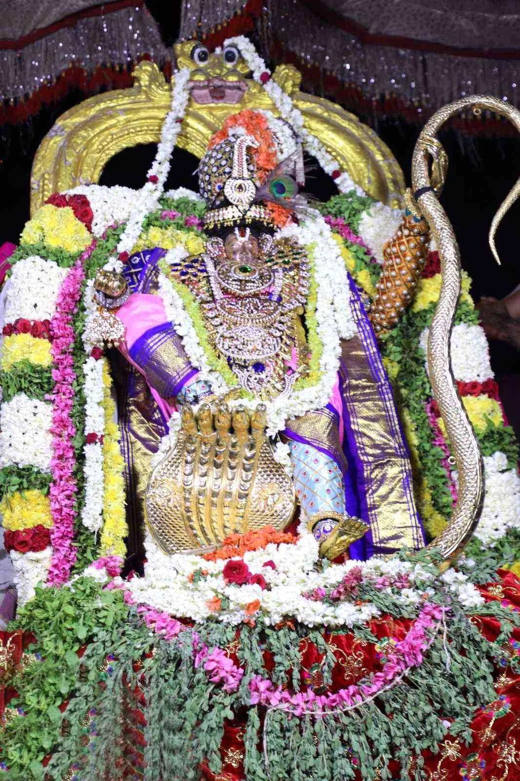 ஸ்ரீ ராம நவமி ஸ்ரீ ராம நவமி மூன்றாம் நாள் உற்சவம்
மாலை காளிங்க நர்தனம்
வீதி உலா