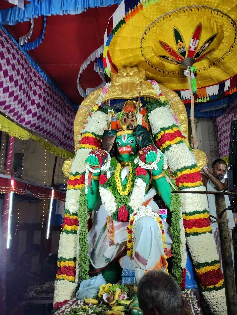 ஸ்ரீ ராம நவமி ஸ்ரீ ராம நவமி பத்தாம் நாள் உற்சவம்
மாலை ஹனுமந்த வாகனம்
வீதி உலா