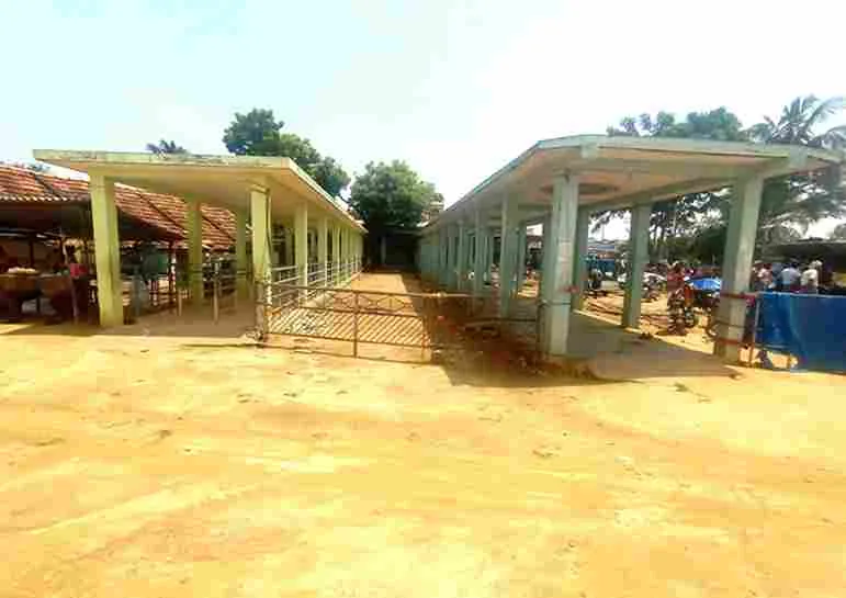 முன்புறத்தோற்றம் முன்புறத்தோற்றம்