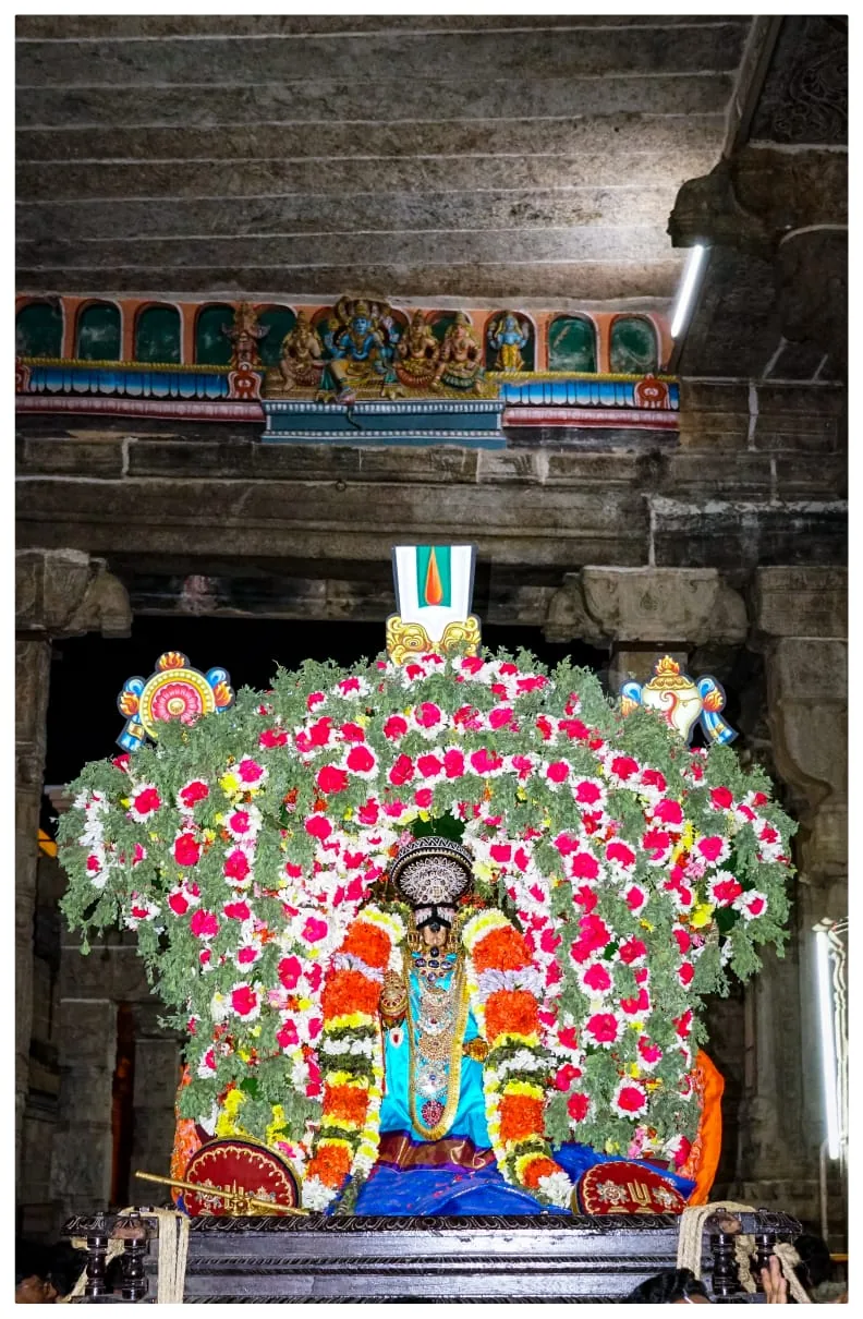 ஸ்ரீ நம்பெருமாள் புறப்பாடு கார்த்திகை மாதம்  22-ம் தேதி (08.12.2022) வியாழக்கிழமை அன்று ஸ்ரீ நம்பெருமாள் புறப்பாடு மற்றும்  சொக்கப்பானை கண்டறுதல்.