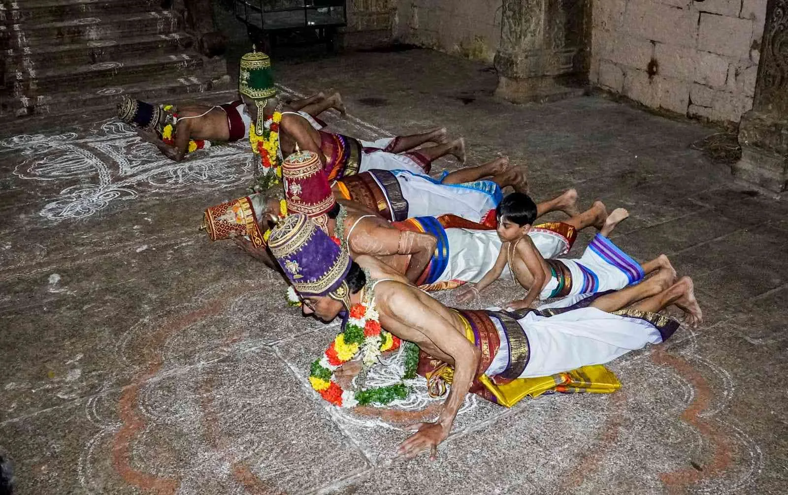 வைகுந்த ஏகாதசி திருநெடுந்தாண்டகம் வைகுந்த ஏகாதசி திருநெடுந்தாண்டகம்