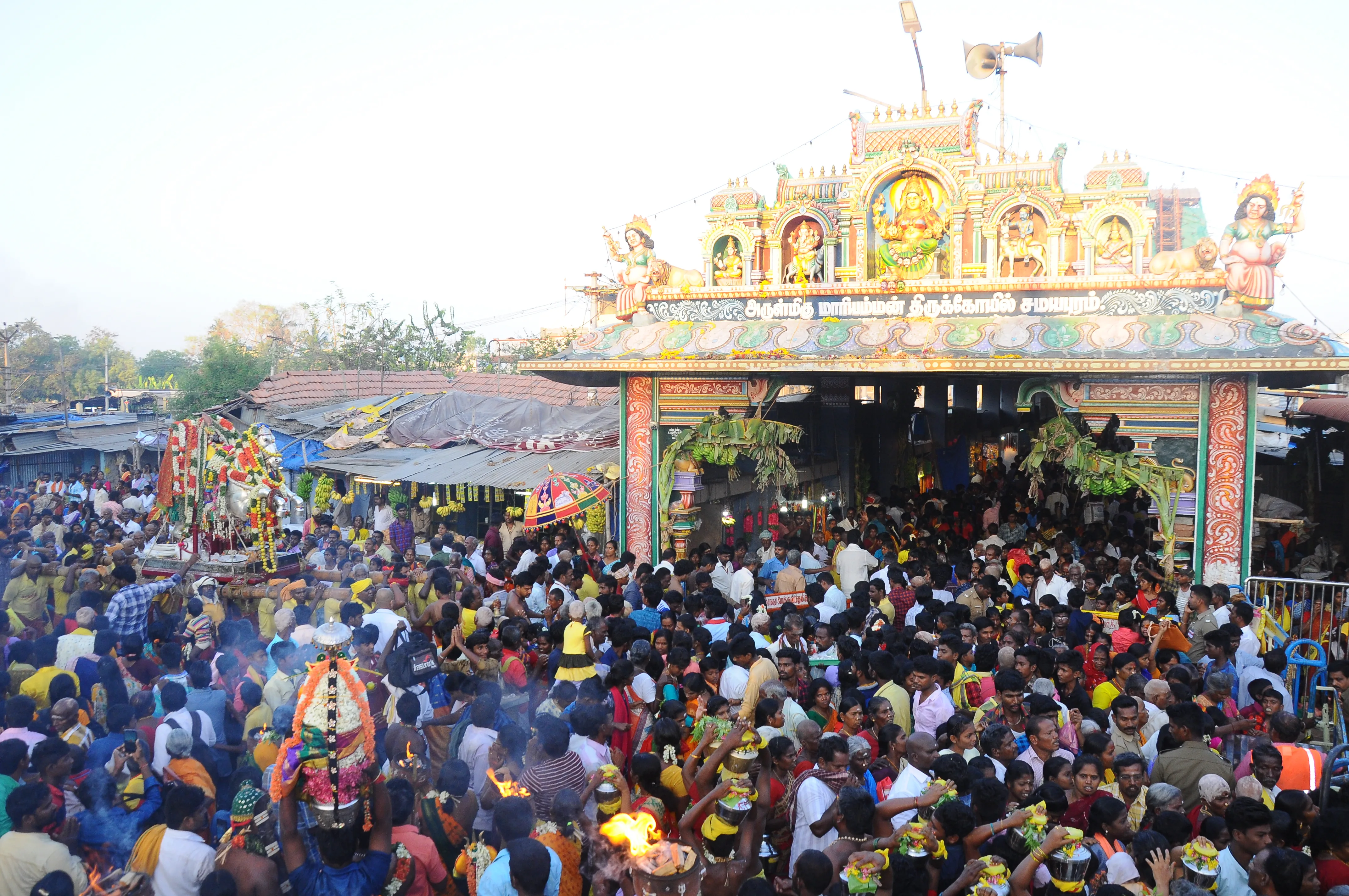 வெள்ளி  குதிரை வெள்ளி  குதிரை