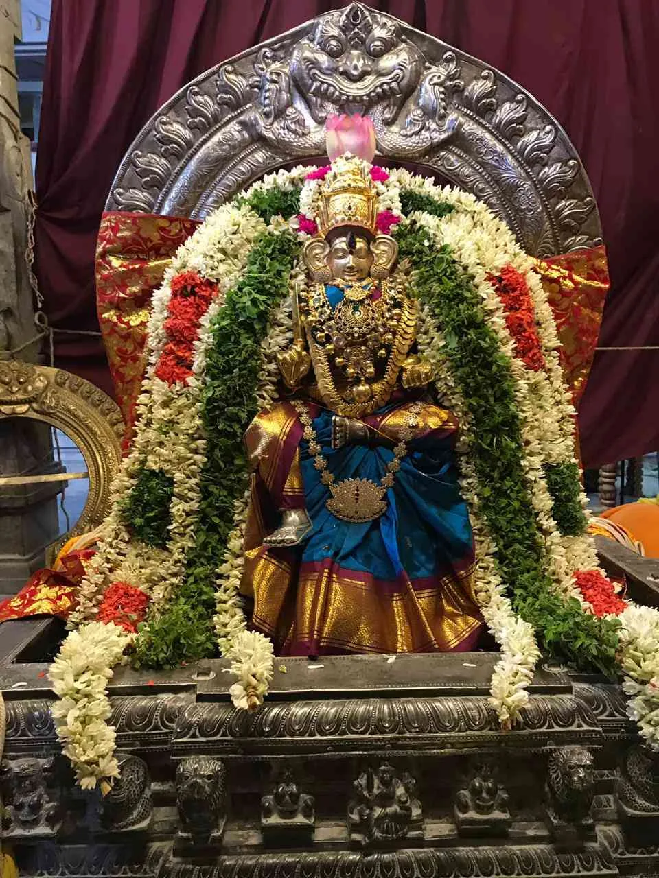 பஞ்சப்ரகாரம் பஞ்சப்ரகாரம்  4 ஆம் நாள் வசந்தோற்சவம்