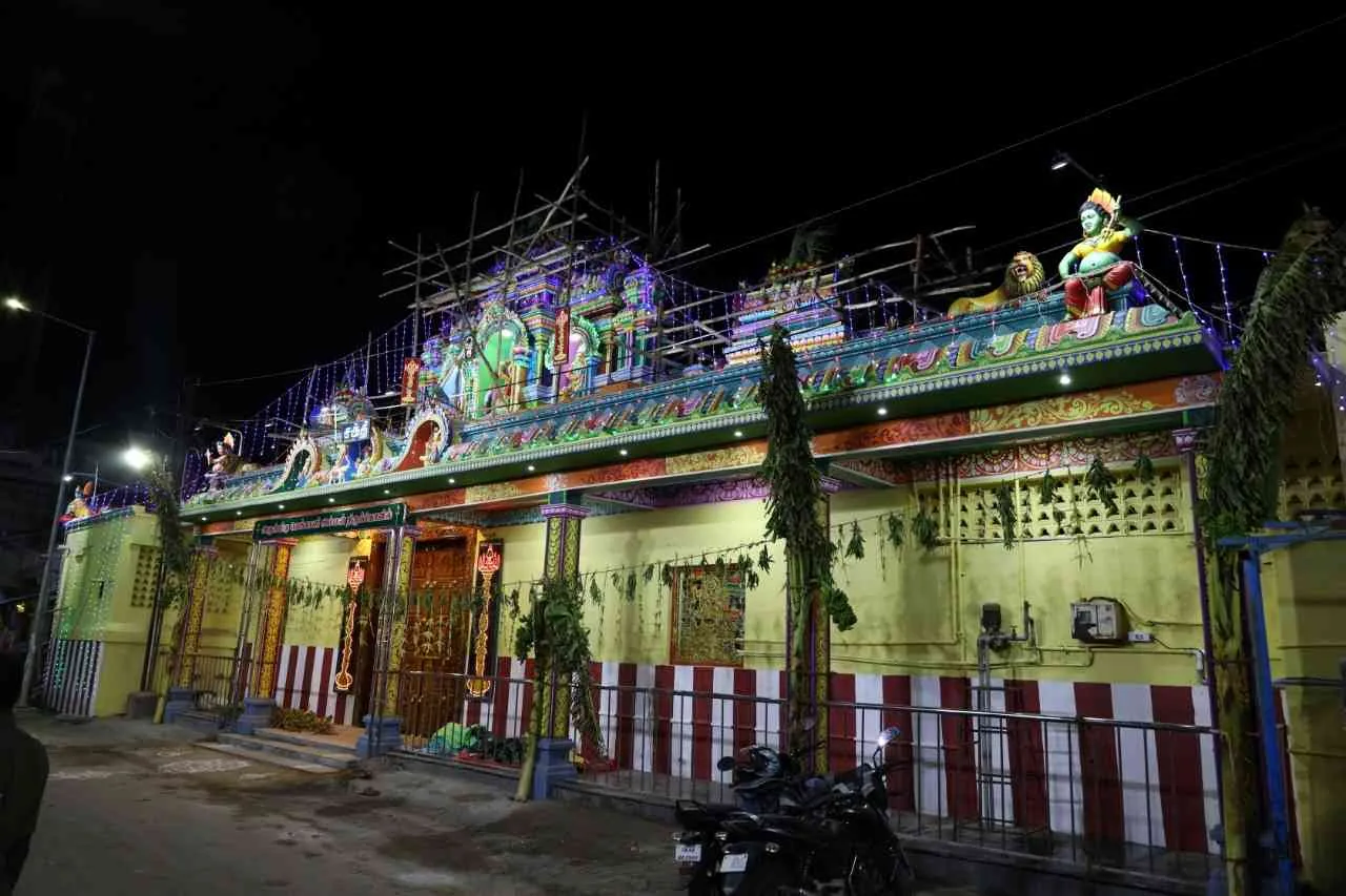 திருக்கோயில் நுழைவு வாயில் திருக்கோயில் தெற்கு நுழைவு வாயில்