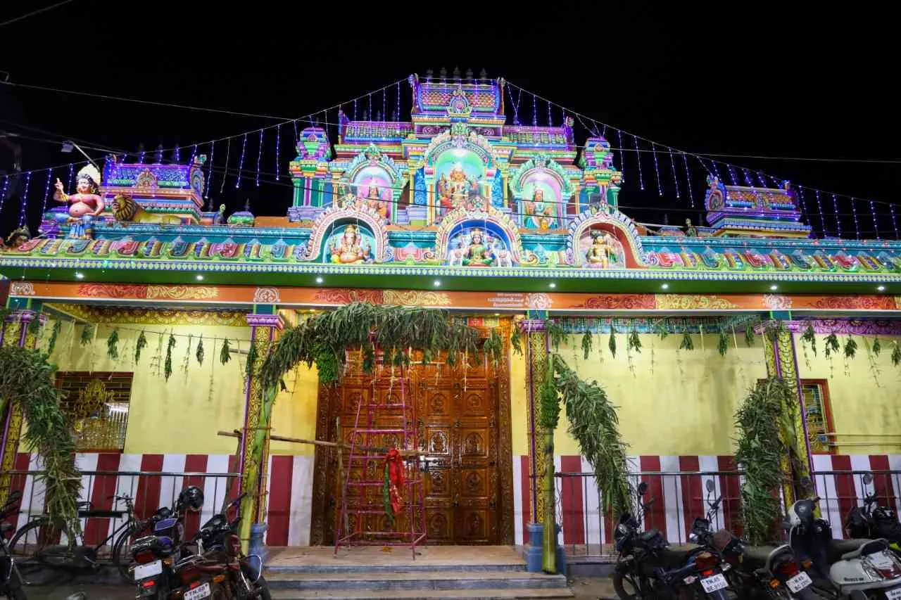 திருக்கோயில் நுழைவு வாயில் திருக்கோயில் தெற்கு நுழைவு வாயில்