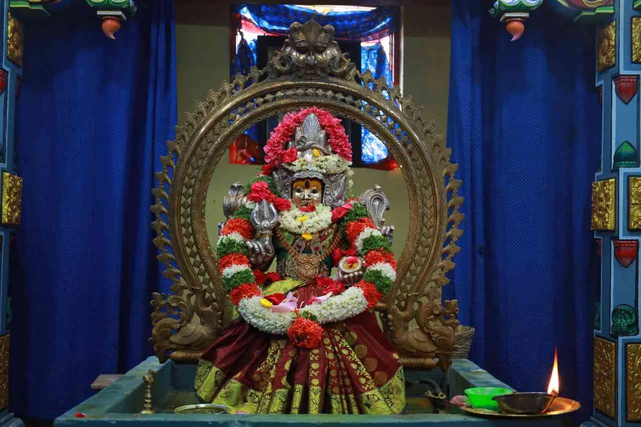 உற்சவர் புகைபடம் அம்பாள் உற்சவர் புகைபடம்