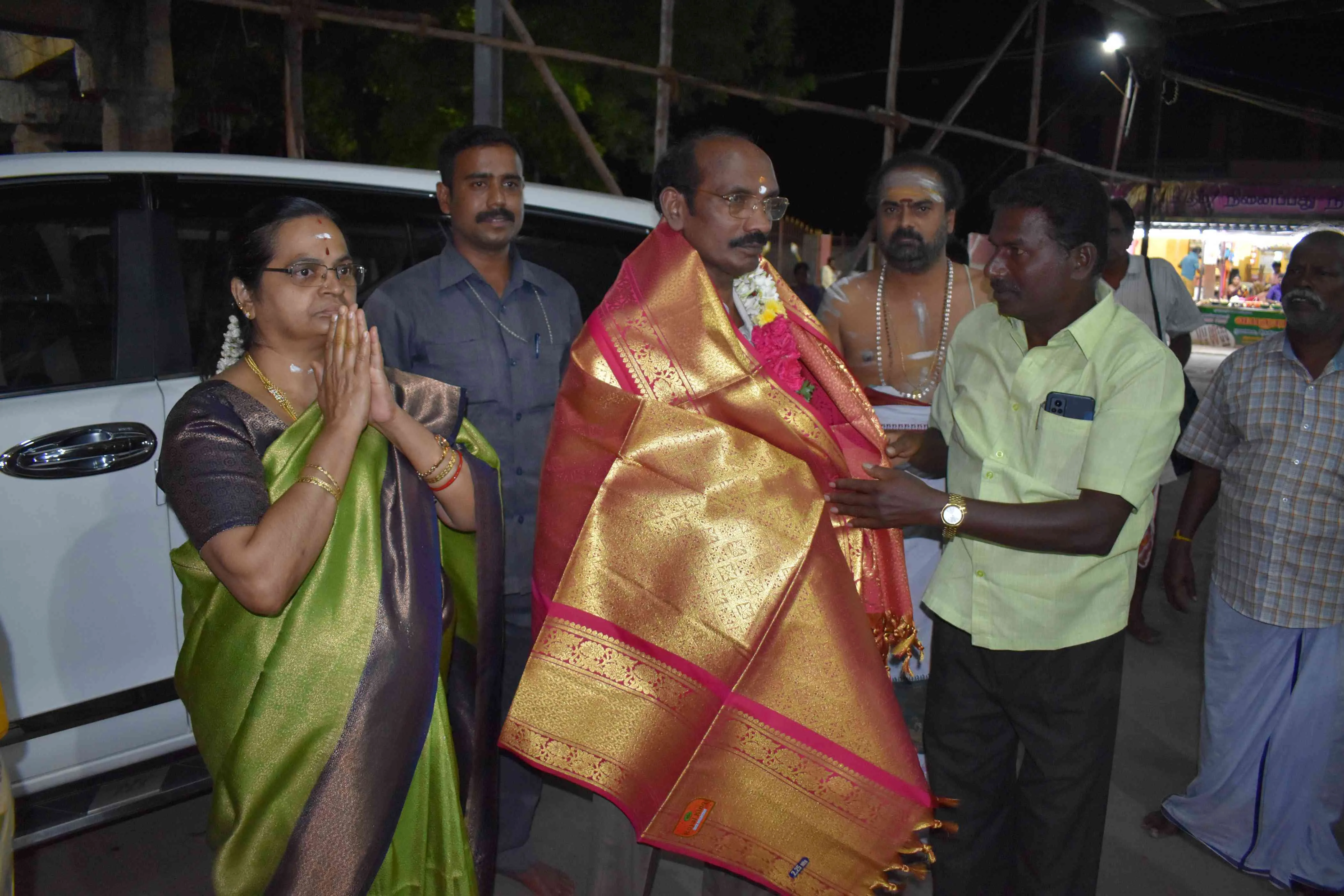 விஐபி வருகை 14.05.2022 அன்று முன்னாள் இஸ்ரோ சேர்மன் டாக்டர் சிவன் அவர்கள் இத்திருக்கோயிலுக்கு வருகை தந்தார்கள்.