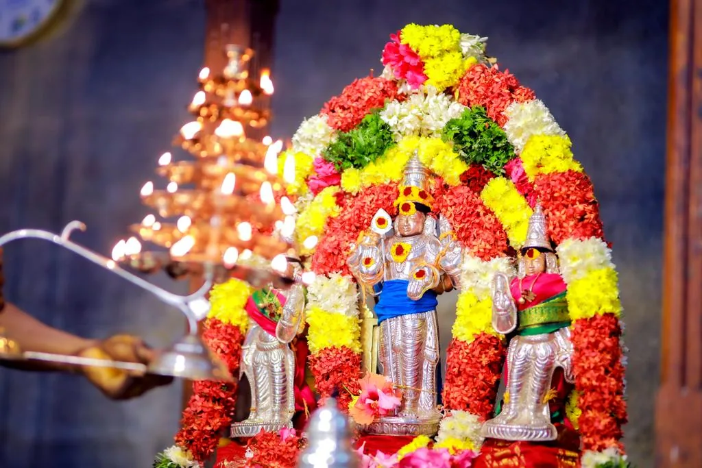 தீப ஆராதனை தைப்பூசம் 5 ஆம் நாள் திருவிழா தீப ஆராதனை