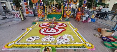 1008 சங்காபிசேகம் 12/12/2022 கார்த்திகை கடைசி சோமவாரத்தில் 1008 சங்காபிசேகம் நடைபெற்றது.