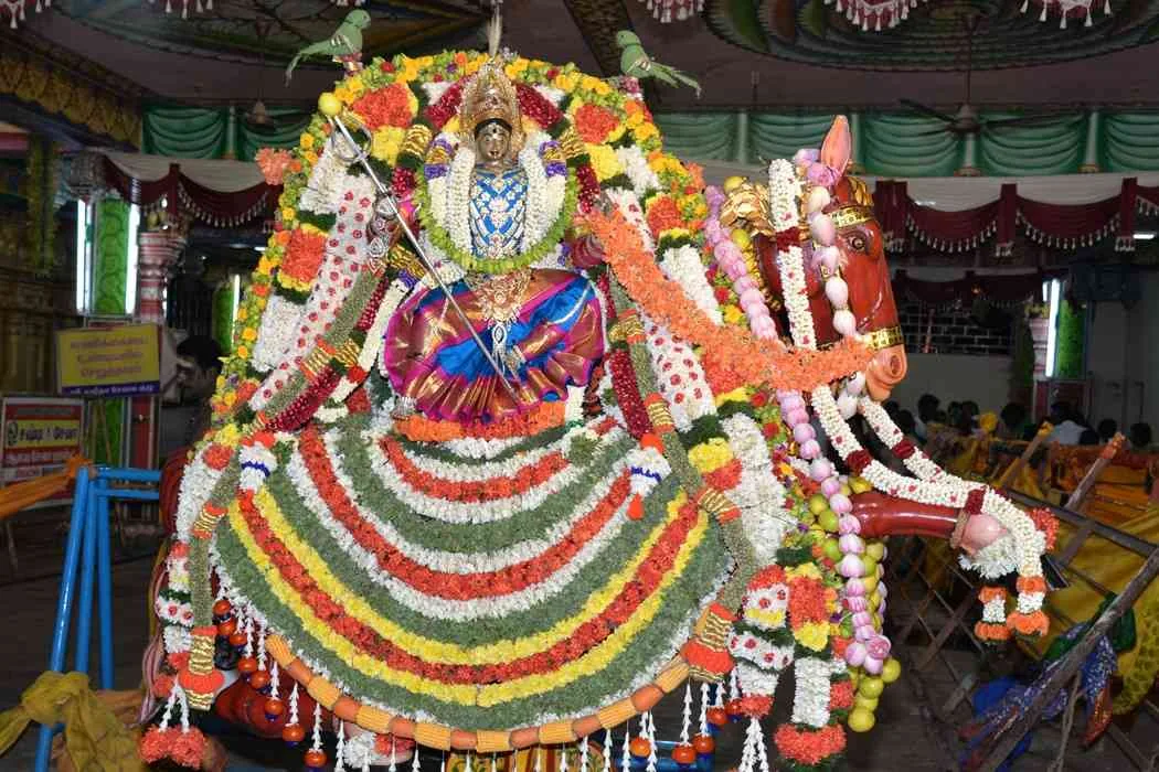 மாசி பங்குனி பெருவிழா அம்மன் திருவீதி உலா