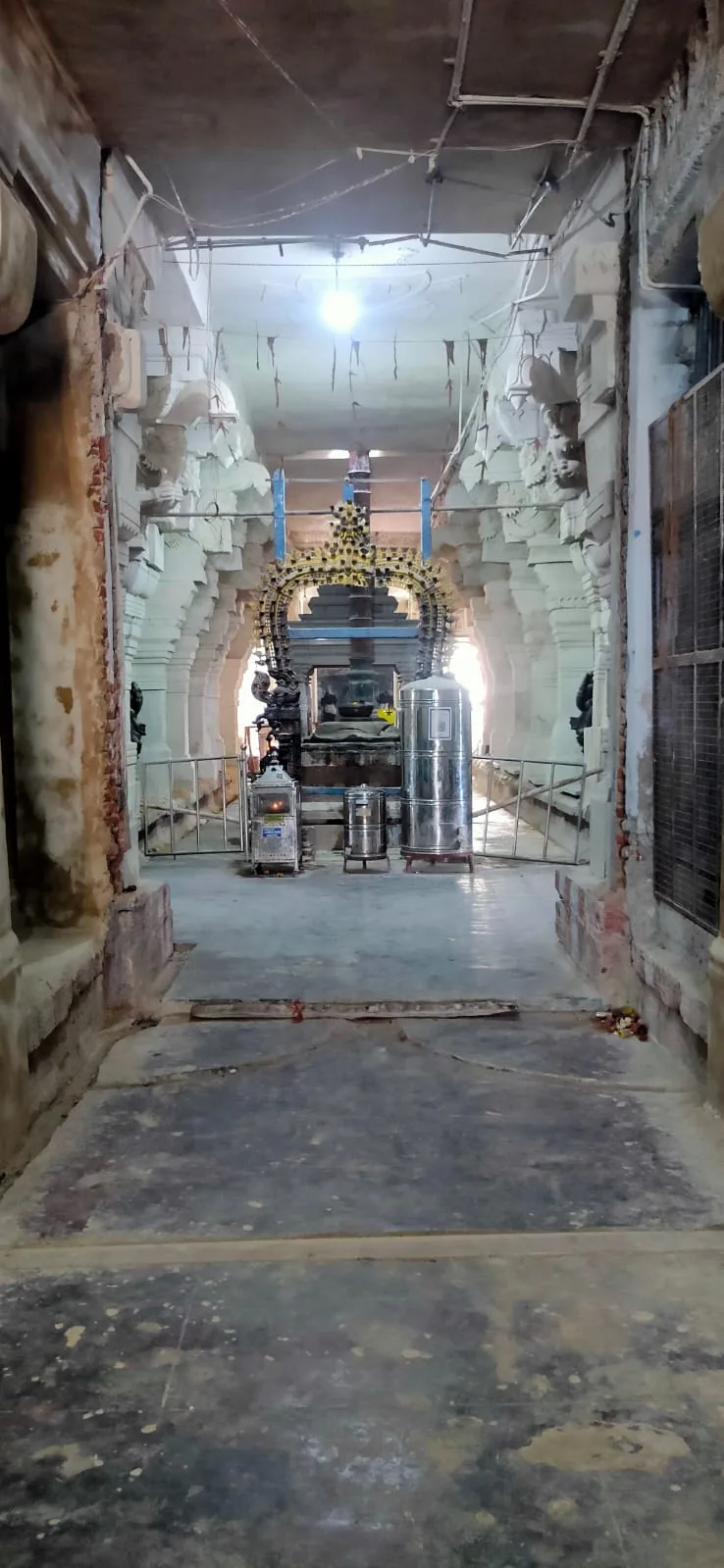 திருக்கோயில் பிரகாரம் திருக்கோயில் பிரகாரம்