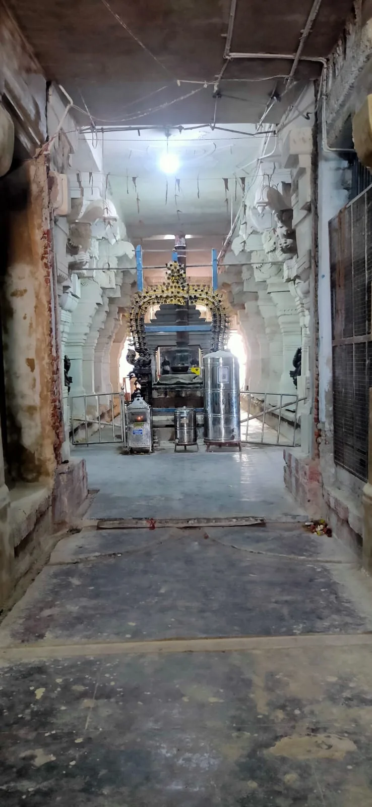 சுவாமி சன்னதி நுழைவாயில் சுவாமி சன்னதி நுழைவாயில்