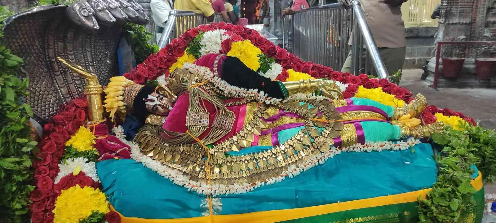 அருள்மிகு சங்கரநாராயண சாமி திருக்கோவில் சயன கோளத்தில் மகாவிஷ்ணு தென்காசி மாவட்டம் சங்கரன்கோவில் அருள்மிகு சங்கரநாராயண சாமி திருக்கோவில் சயன கோளத்தில் மகாவிஷ்ணு