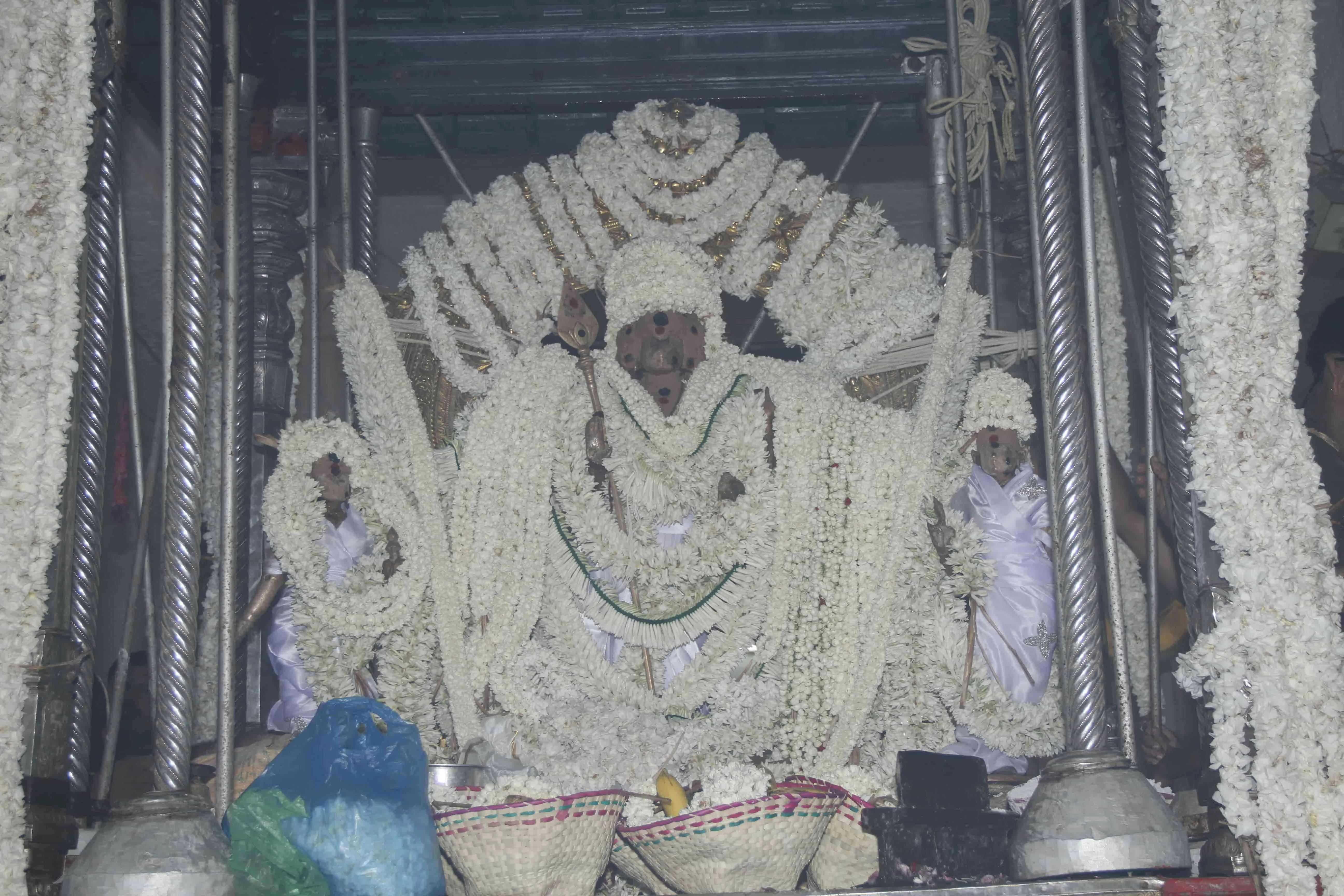 வெள்ளை சாத்தி வெள்ளை சாத்தி ஆவணி திருவிழா 2022