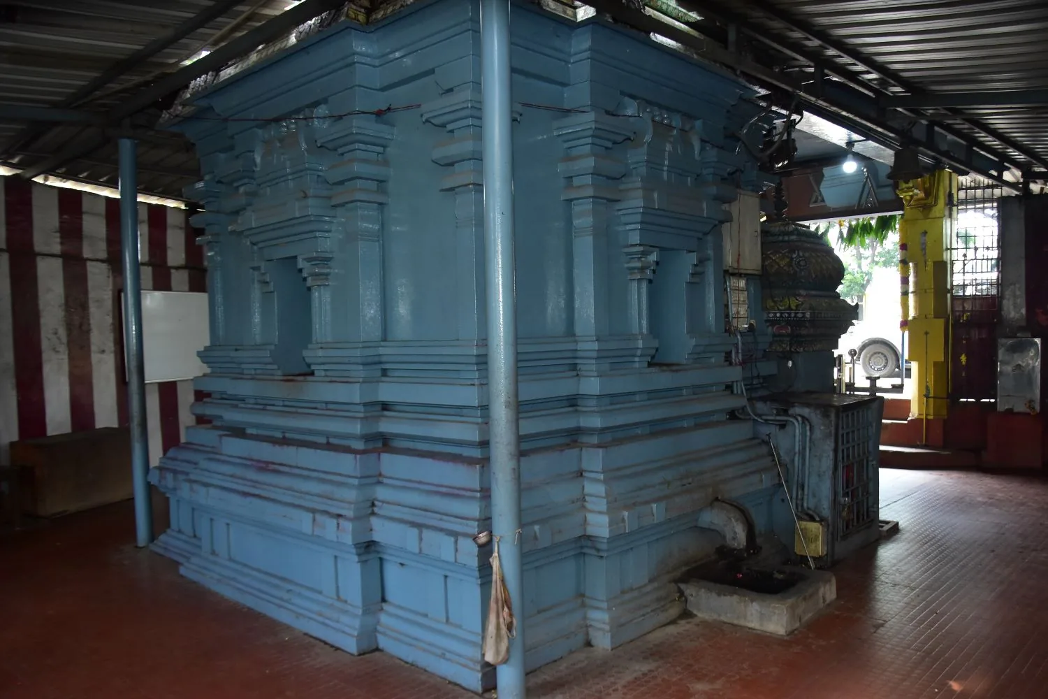 உட்புற தோற்றம் உட்புற தோற்றம்