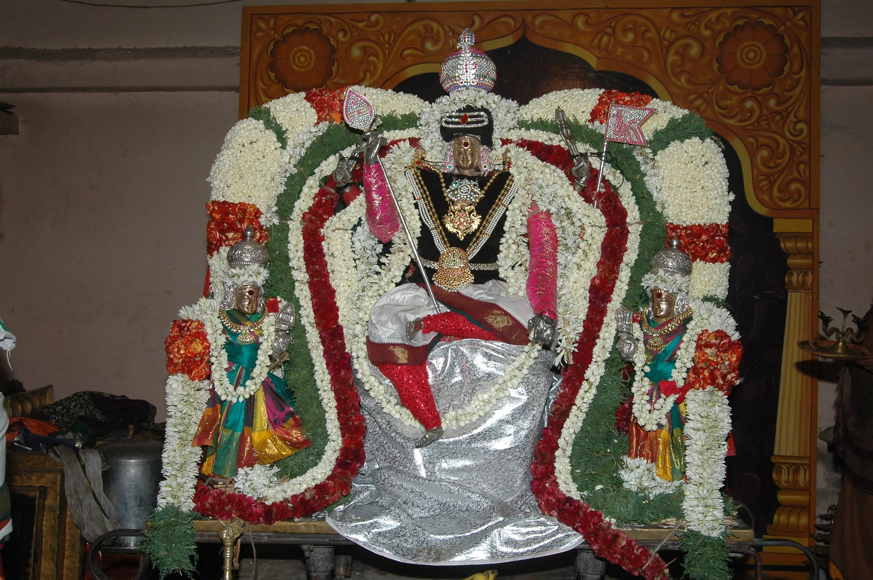 தெப்பம்    மூலவர் தெப்பம்   மூலவர்