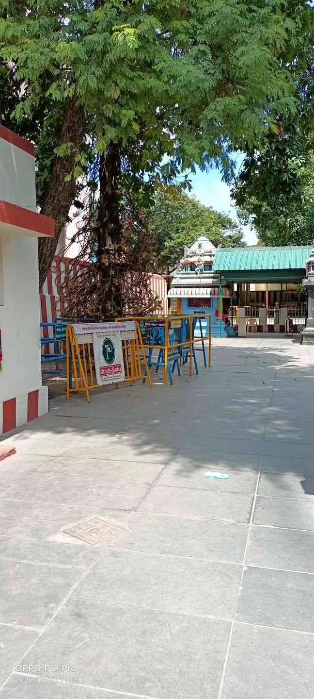 திருக்கோயில் பின்பக்கம் திருக்கோயில் பின்பக்கம்