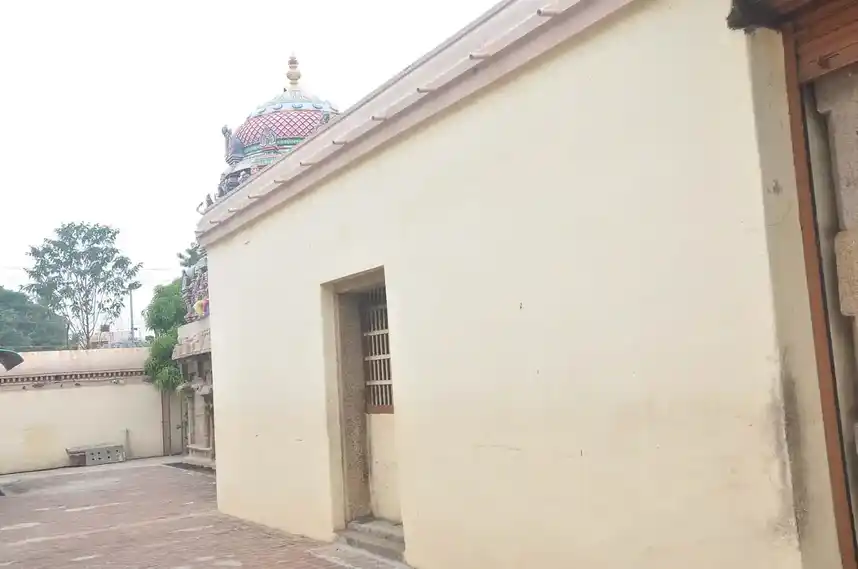 Adhivaragaperumal Temple, Kumbakonam - 612001 ஆதிவராக பெருமாள் திருக்கோயில், கும்பகோணம் - 612001, Thanjavur - Ancient Temple Architecture and History Image 3