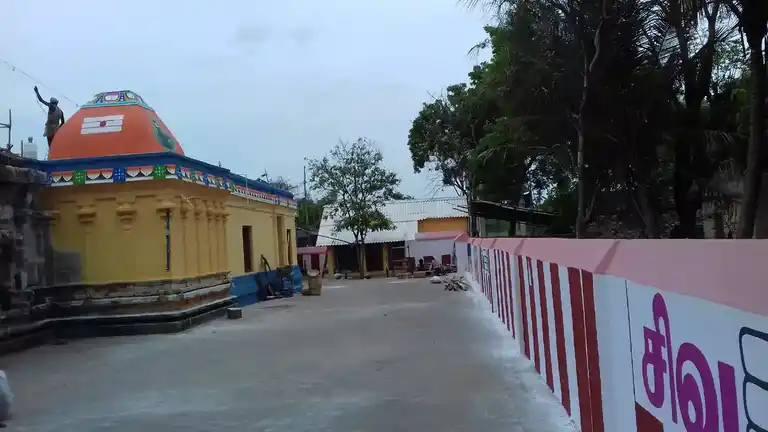 Arulmigu Aabathsakaaya Swamy Temple, Kuthalam - 609801 அருள்மிகு ஆபத்சகாயசுவாமி திருக்கோயில், குத்தாலம் - 609801, Nagapattinam - Ancient Temple Architecture and History Image 4