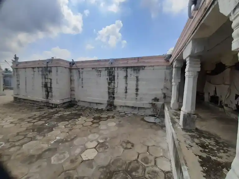 Arulmigu Aadhekasava Perumal Temple, Dharapuram - 638656 அருள்மிகு ஆதிகேசவபெருமாள் திருக்கோயில், தாராபுரம் - 638656, Tiruppur - Ancient Temple Architecture and History Image 2