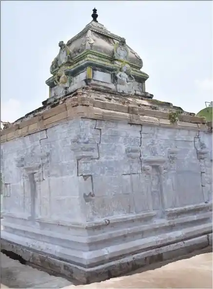 Arulmigu Aadhinarayanaperumal Temple, Velliyampathi - 638103 Arulmigu Aadhinarayanaperumal Temple,  - 638103, Tiruppur - Ancient Temple Architecture and History Image 4