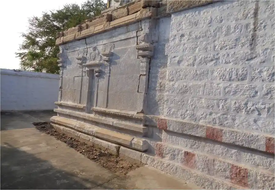 Arulmigu Aadhinarayanaperumal Temple, Velliyampathi - 638103 Arulmigu Aadhinarayanaperumal Temple,  - 638103, Tiruppur - Ancient Temple Architecture and History Image 5