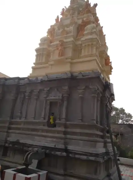 Arulmigu Aadhiperumal Temple, Jakkarpalaya,Sirukalanthai - 642202