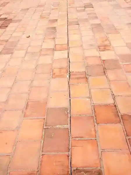 Arulmigu Aadhirethineswarar Temple, Thiruvadanai - 623407 அருள்மிகு ஆதிரெத்தினேஸ்வரர் திருக்கோயில், Thiruvadanai - 623407, Ramanathapuram - Ancient Temple Architecture and History Image 6