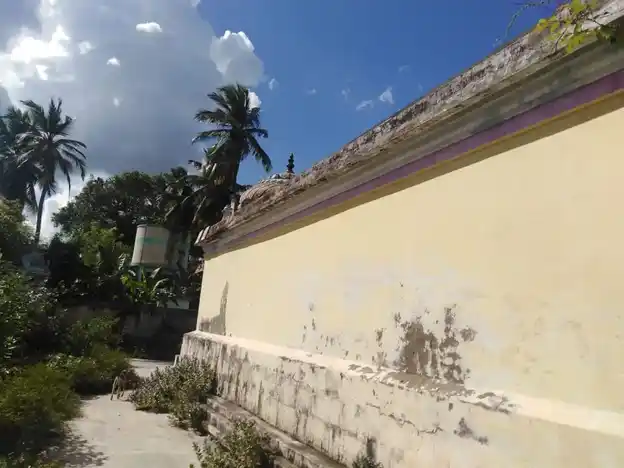 Arulmigu Aadhithyeswarar Temple, Peravoor - 612203 Arulmigu Aadhithyeswarar Temple, Peravoor - 612203, Mayiladuthurai - Ancient Temple Architecture and History Image 3