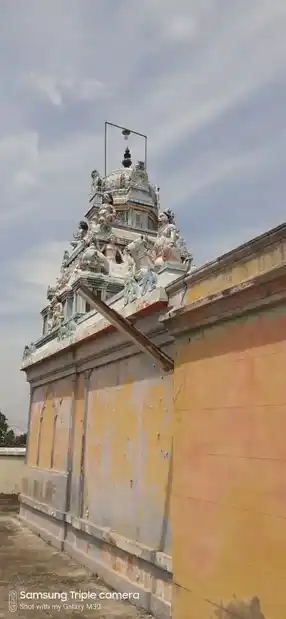 Arulmigu Aagamudaiya Ayyanar Temple, Kamuthakudi - 623707 அருள்மிகு. ஆகம உடைய அய்யனார் திருக்கோயில், Kamuthakudi - 623707, Ramanathapuram - Ancient Temple Architecture and History Image 2