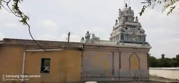 Arulmigu Aagamudaiya Ayyanar Temple, Kamuthakudi - 623707 அருள்மிகு. ஆகம உடைய அய்யனார் திருக்கோயில், Kamuthakudi - 623707, Ramanathapuram - Ancient Temple Architecture and History Image 4