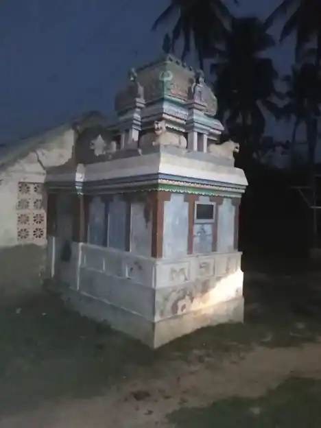 Arulmigu Aaitrukuvadagarai Marriyaman Temple, Thalaijayuru - 609201 Temple