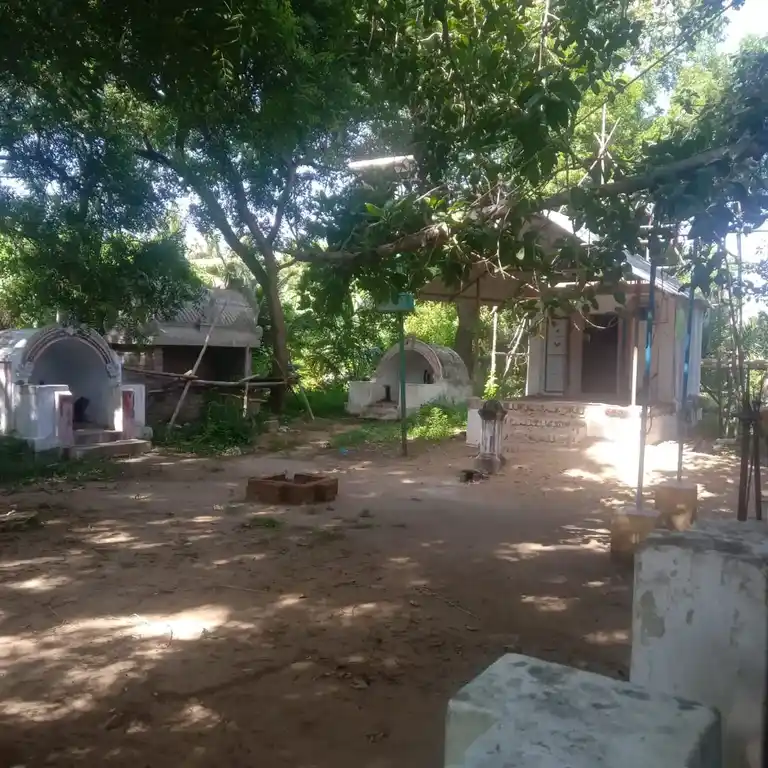 Arulmigu Aaladi Neelamegaswamy Temple, Melavalady - 621218 Arulmigu Aaladi NeelamegaSwamy Temple,  - 621218, Thiruchirappalli - Ancient Temple Architecture and History Image 2